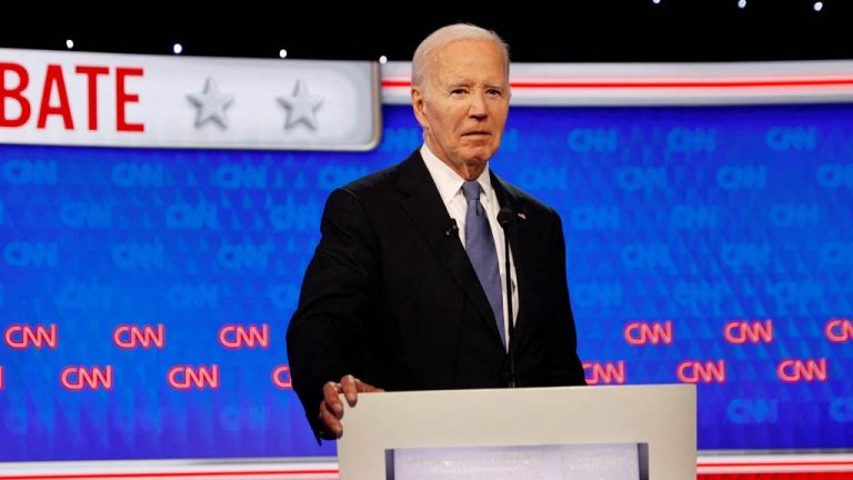 সরছেন না বাইডেন, আবার বিতর্কে ফেরার পরিকল্পনা