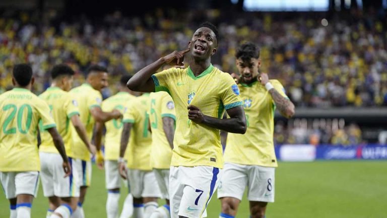 ব্রাজিলের জয়ে ভিনিসিউসের জোড়া গোল